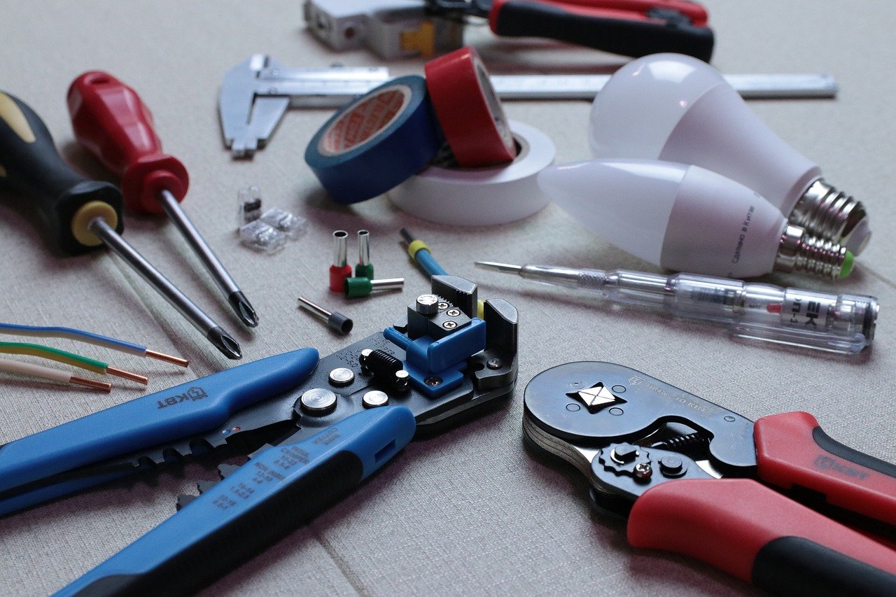 Outils életricien